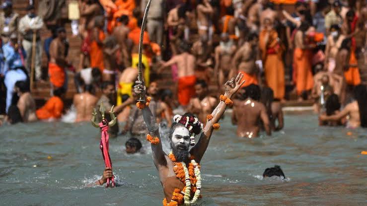 Kumbh Mela 2025 :  कुंभ मेले में नागा साधुओं की आध्यात्मिक महिमा